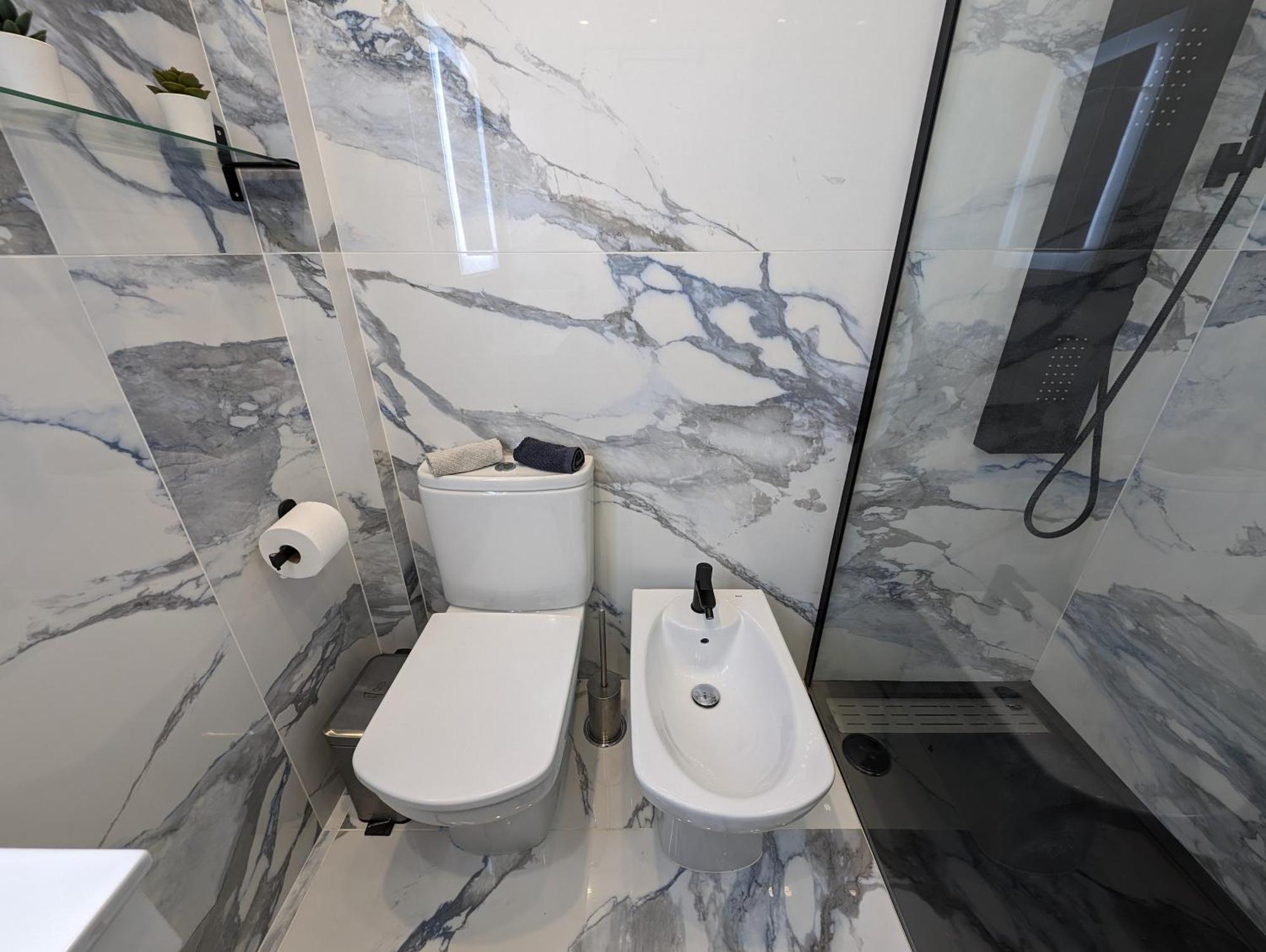 2 Room Condo - 5 Mins From Costa Da Caparica Beach & Bars المظهر الخارجي الصورة