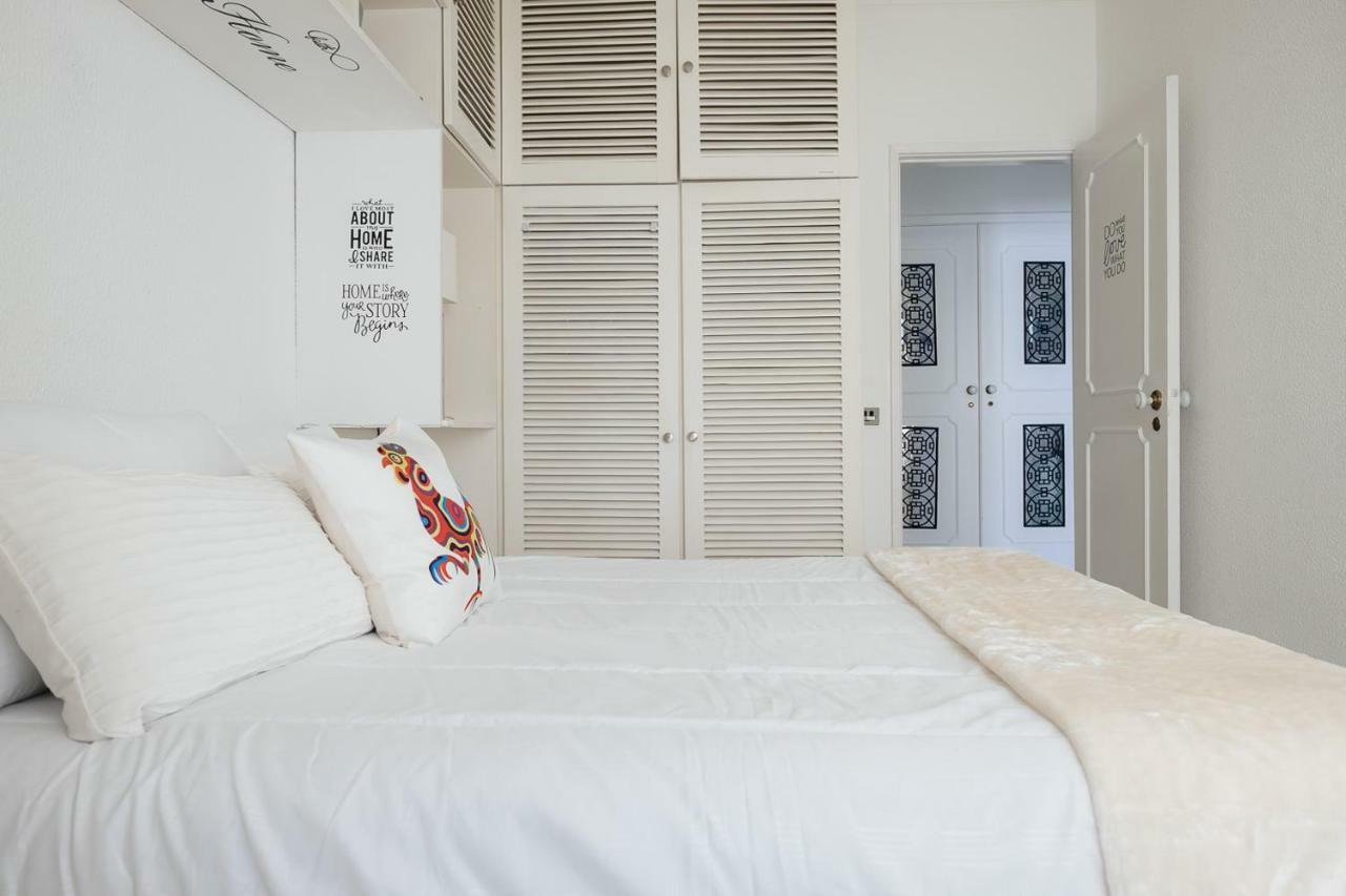 2 Room Condo - 5 Mins From Costa Da Caparica Beach & Bars المظهر الخارجي الصورة